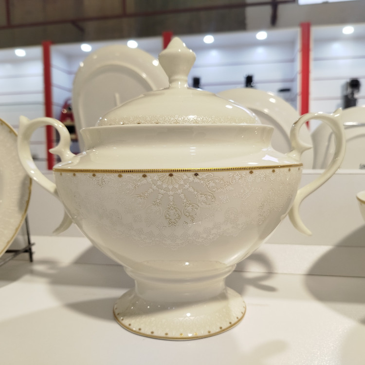 سرویس 168 پارچه (26 نفره) پردیس کد 6012B با ارسال رایگان