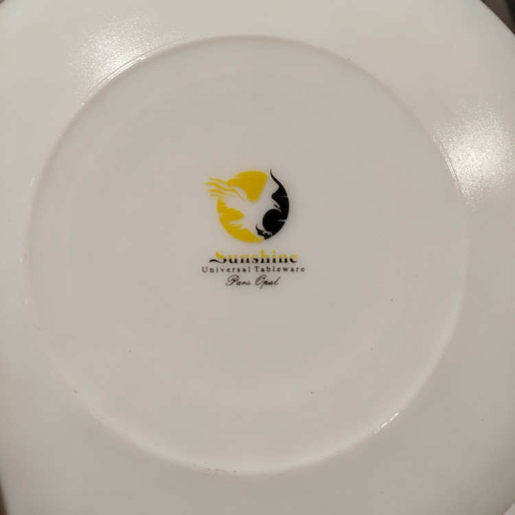 سرویس 168 پارچه (26 نفره) پردیس کد 6012B با ارسال رایگان
