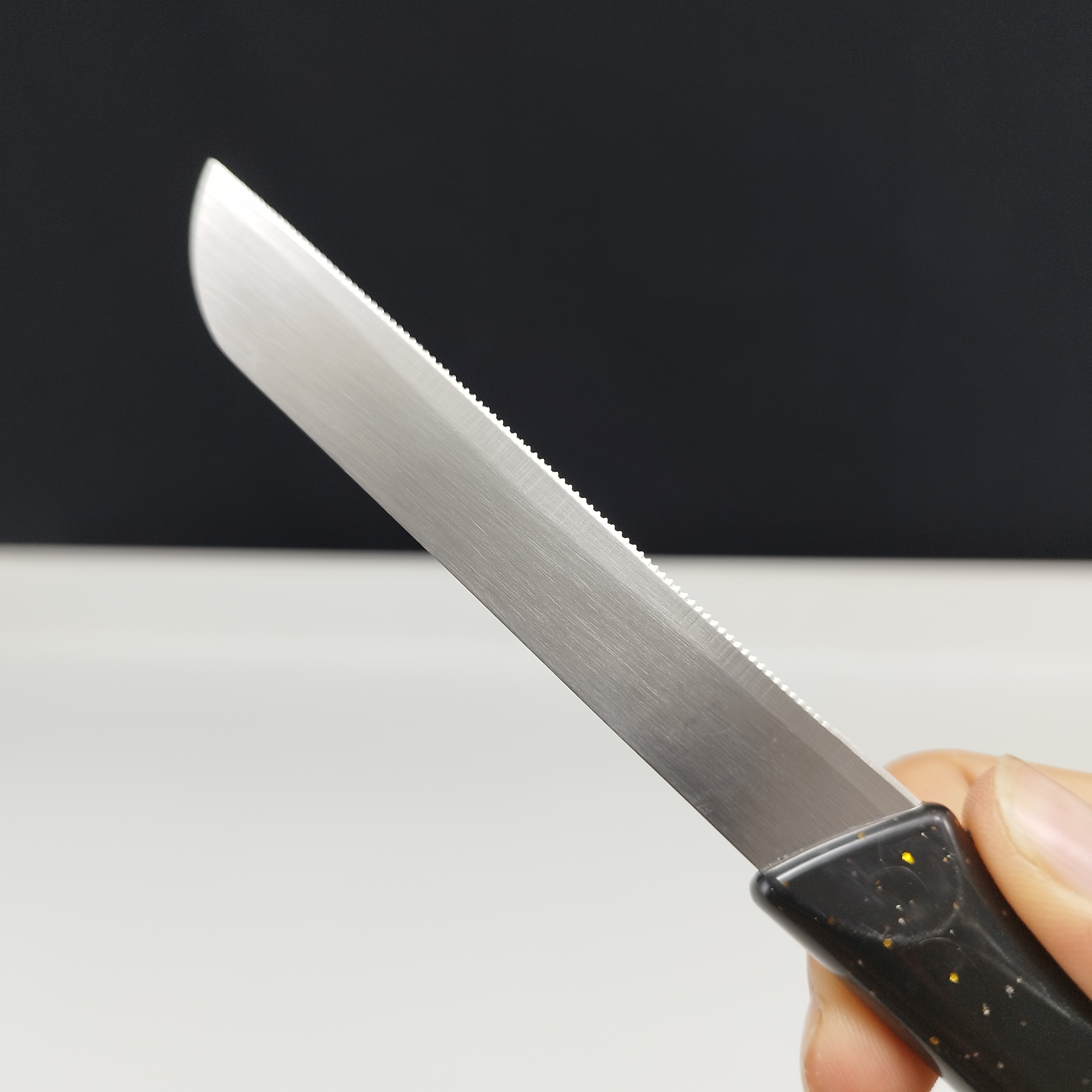 چاقو میوه خوری اره ای گیلدا کد 068 رنگ مشکی بسته 2 عددی ارسال رایگان