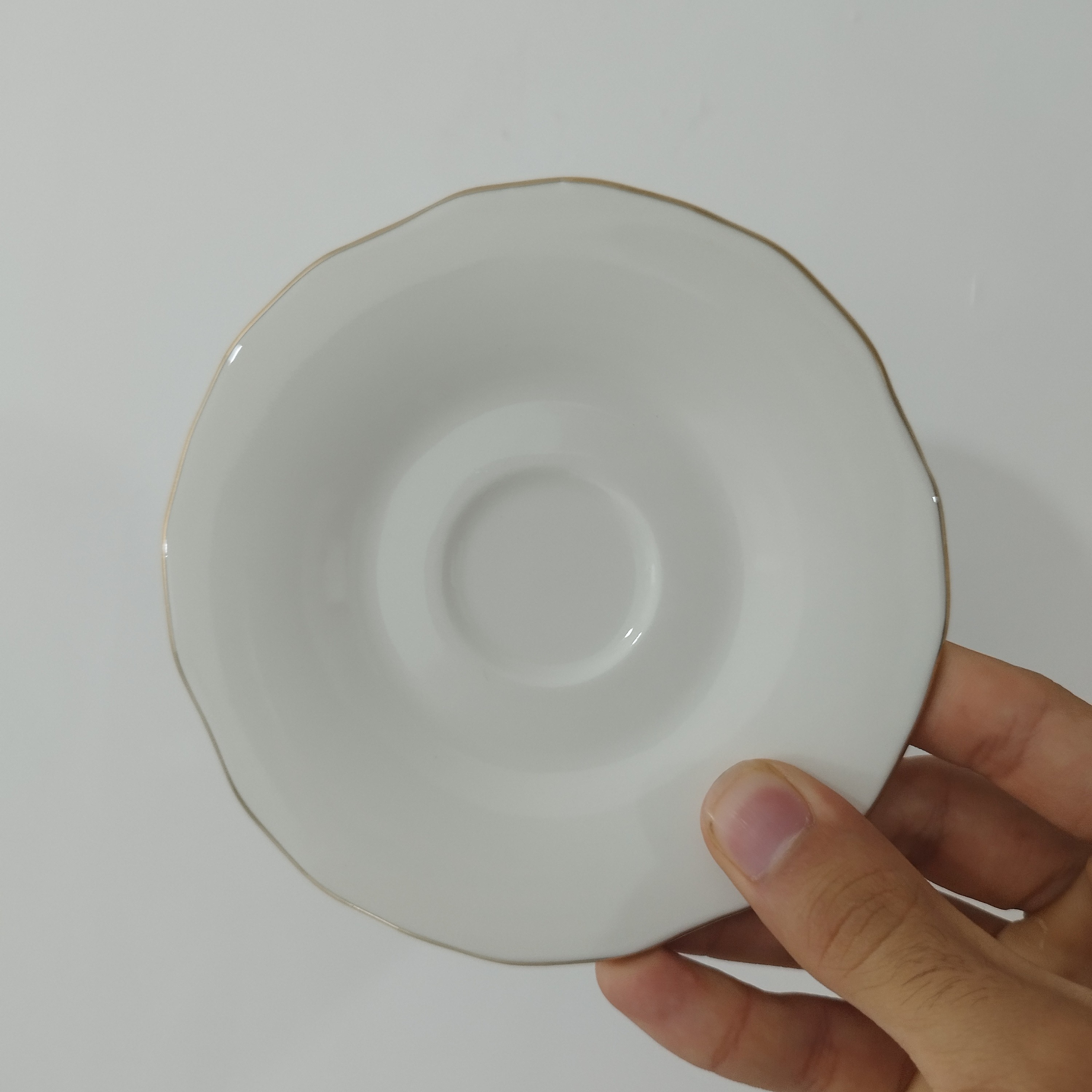 ست قهوه خوری چینی الیزابت مدل امپریال خط طلا بسته 6+6 عددی با ارسال رایگان