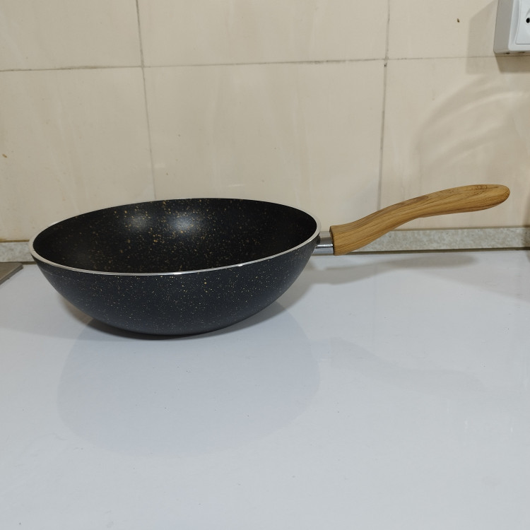 تابه ووک سایز 28 عمیق EVIZ اویز مدل فورج السا مشکی با ضمانت 12 ماهه ارسال رایگان