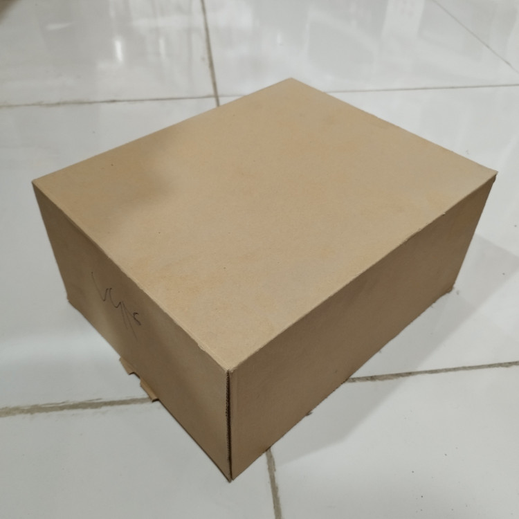تابه بیضی سرامیک آماتیس لب طلا مدل ماهور کد 758G ارسال رایگان