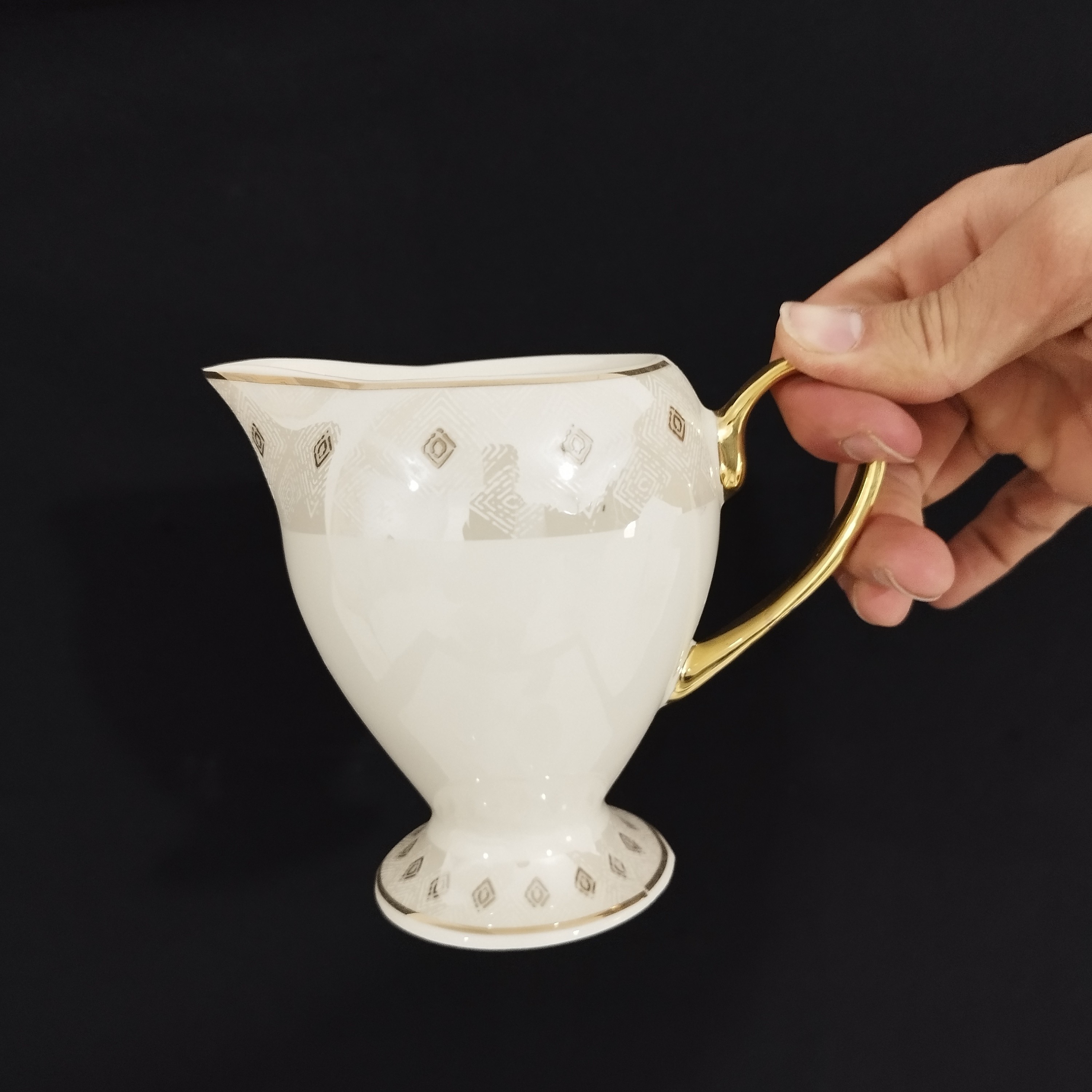 سرویس چینی 114 پارچه (12 نفره) ویلیام کد 4055 با ارسال رایگان
