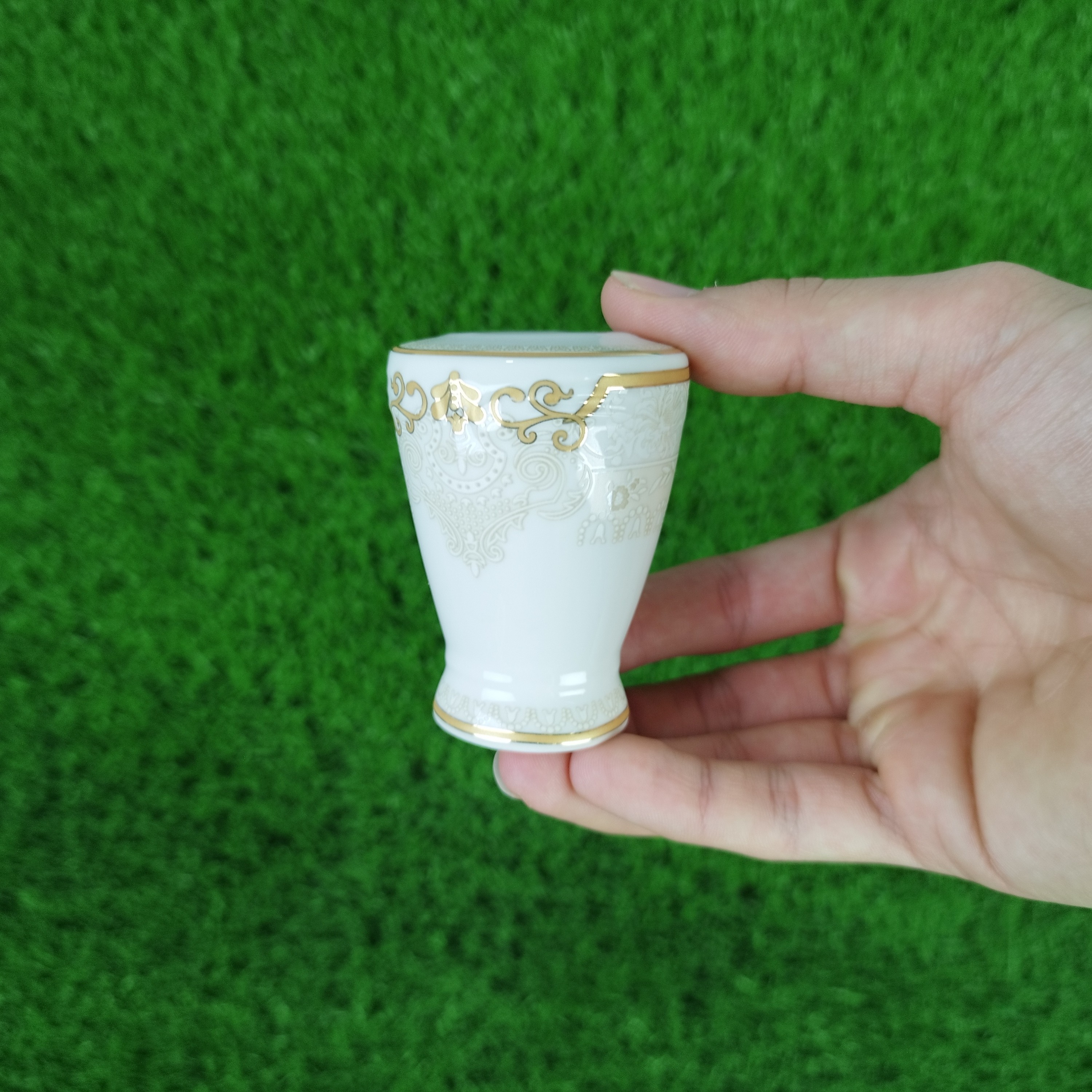 نمکپاش چینی الیزابت مدل فرناندو بسته 6 عددی با ارسال رایگان