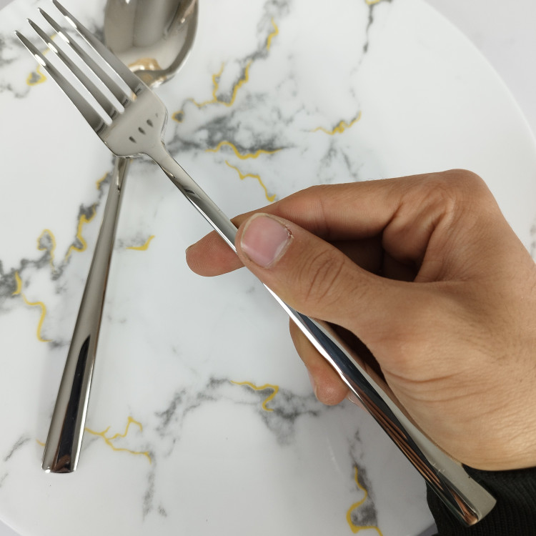 ست قاشق و چنگال 12 پارچه استیل برند کابان مدل شیکاگو