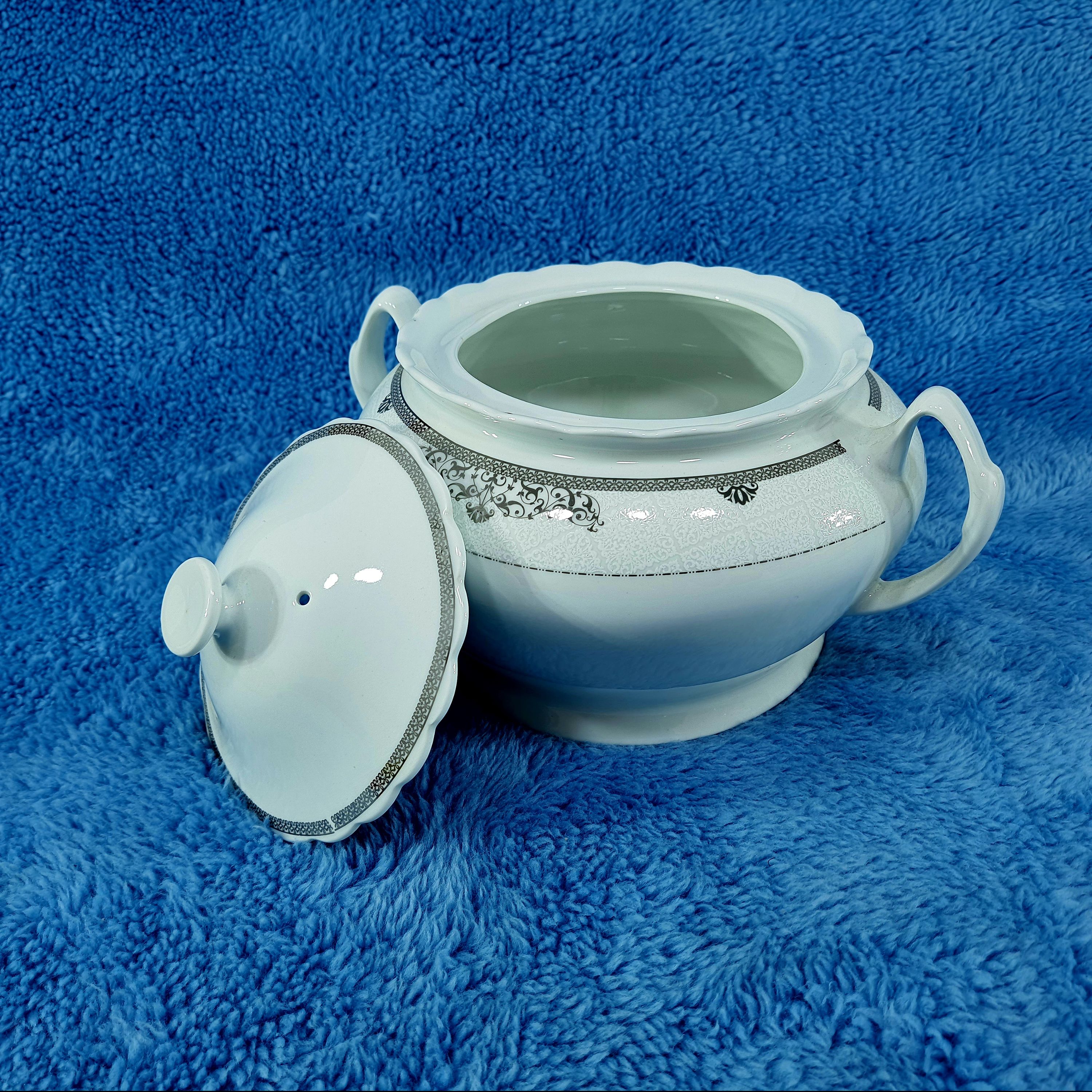 سوپ خوری درب دار چینی پارس کد 533 با ارسال رایگان