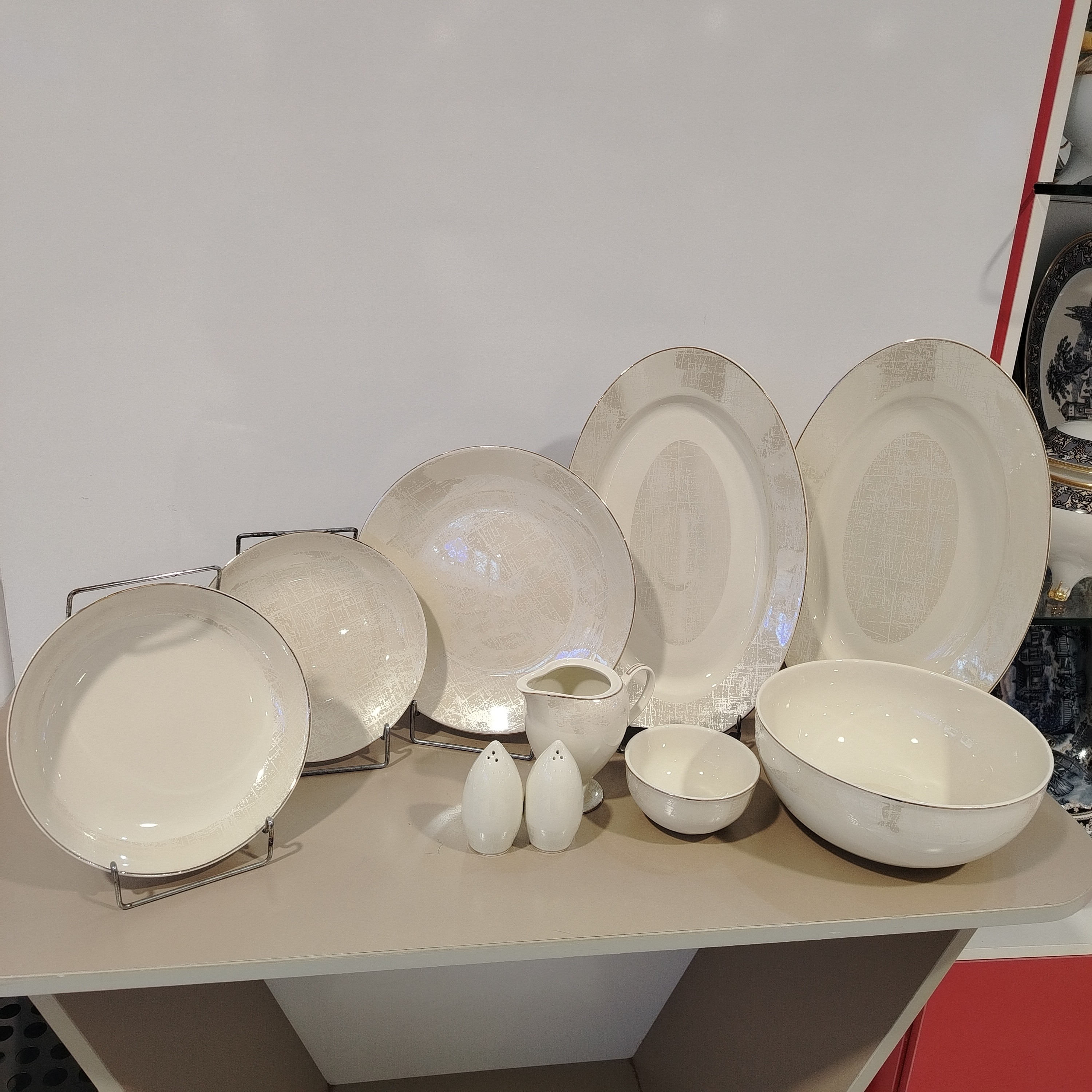 سرویس چینی 30 پارچه (6 نفره) نیوبن ویلیام کد 4007 با ارسال رایگان
