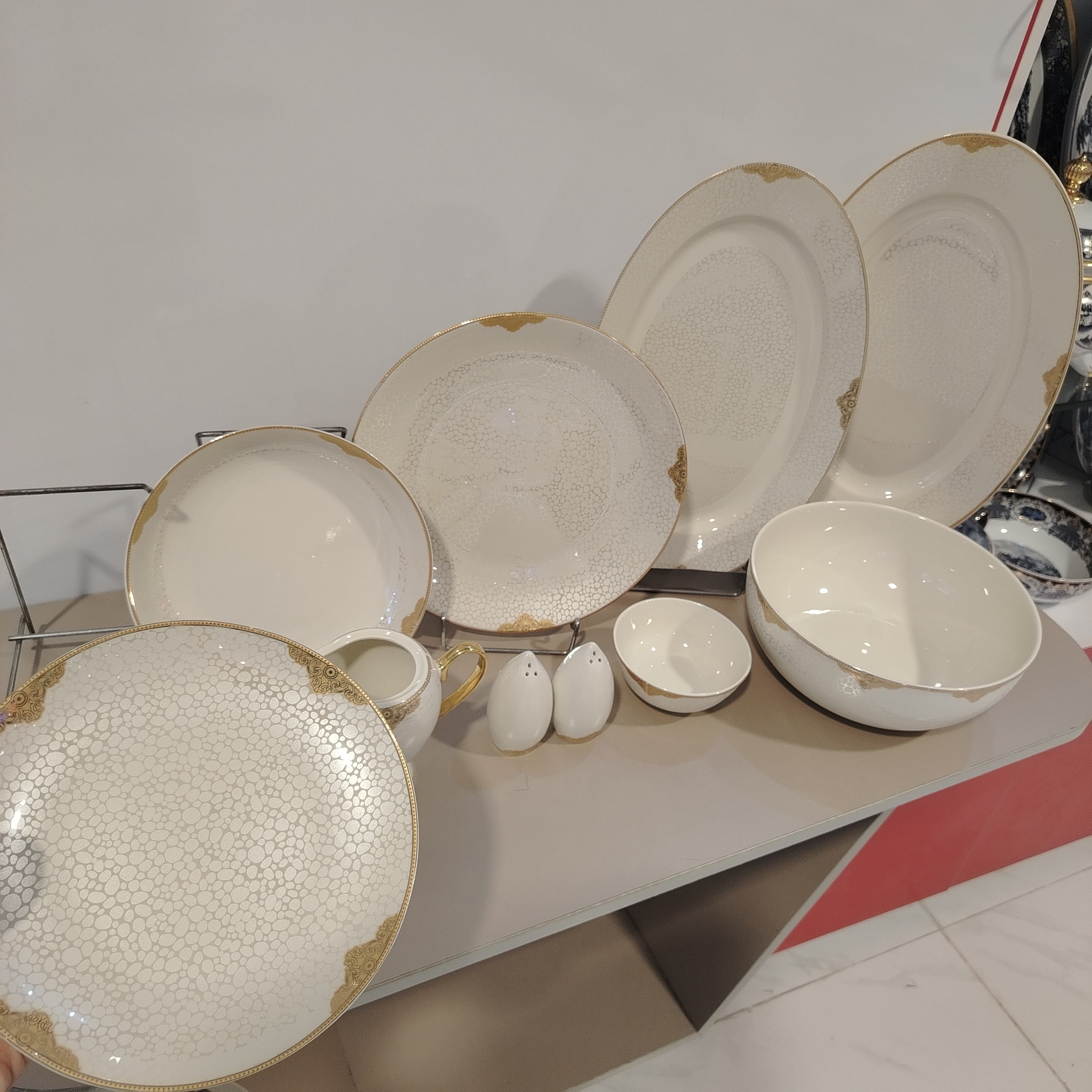 سرویس چینی 30 پارچه (6 نفره) نیوبن ویلیام کد 4051 با ارسال رایگان