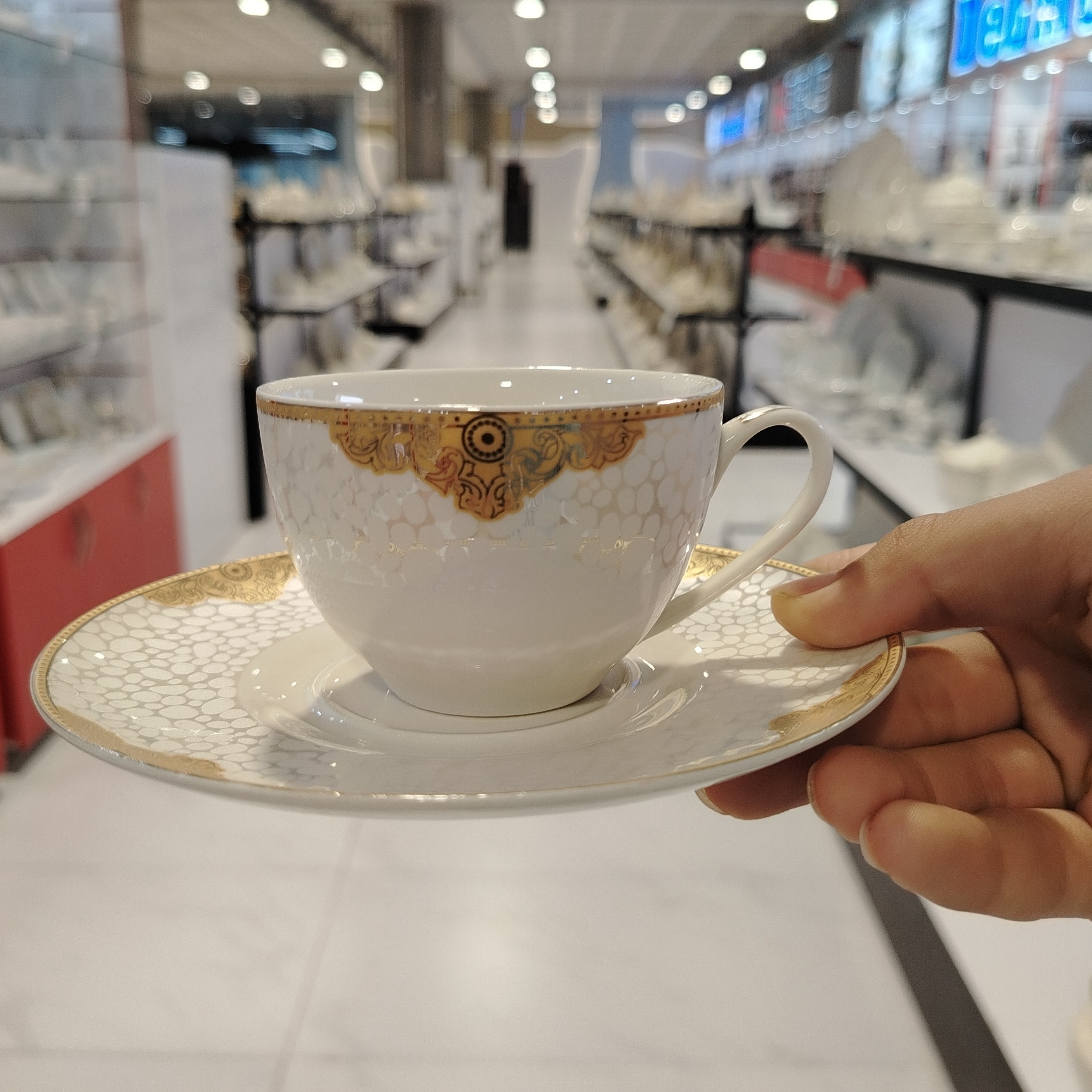 سرویس چینی 114 پارچه (12 نفره) نیوبن ویلیام کد 4051 با ارسال رایگان