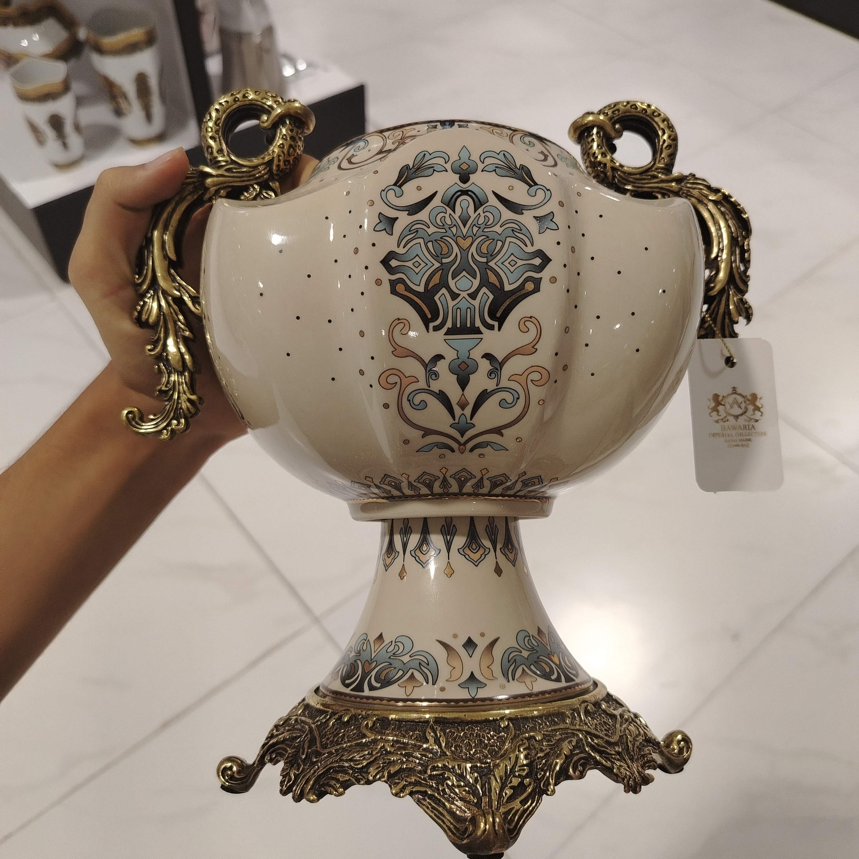 شکلات خوری پایدار والریا چینی باواریا مدل لیلیان کد 212 با ارسال رایگان